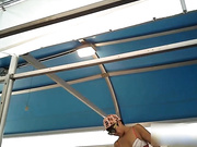 韩国海滨浴场大棚式更衣室偷拍看着比岛国的要真实