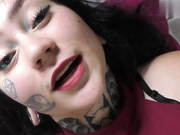 大屁股拉丁哥伦比亚女郎伊万娜对男友的欺骗