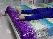 【精品推薦】【真實亂倫實錄】寂寞騷浪單身離異母親誘惑挑逗午睡兒子 無套站立後入從床上幹到沙發上 無套內射中出 720P高清原版