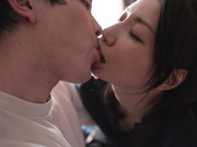 [JUQ-998] 汗ほとばしる人妻の圧倒的な腰振りで、僕は一度も腰を動かさずに中出ししてしまった。 加藤あやの - 4of5