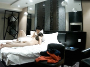 主題酒店情趣房拍攝到的白嫩美少婦與情人偷情私會啪啪 互舔互插愛撫爽的欲仙欲死 露臉高清