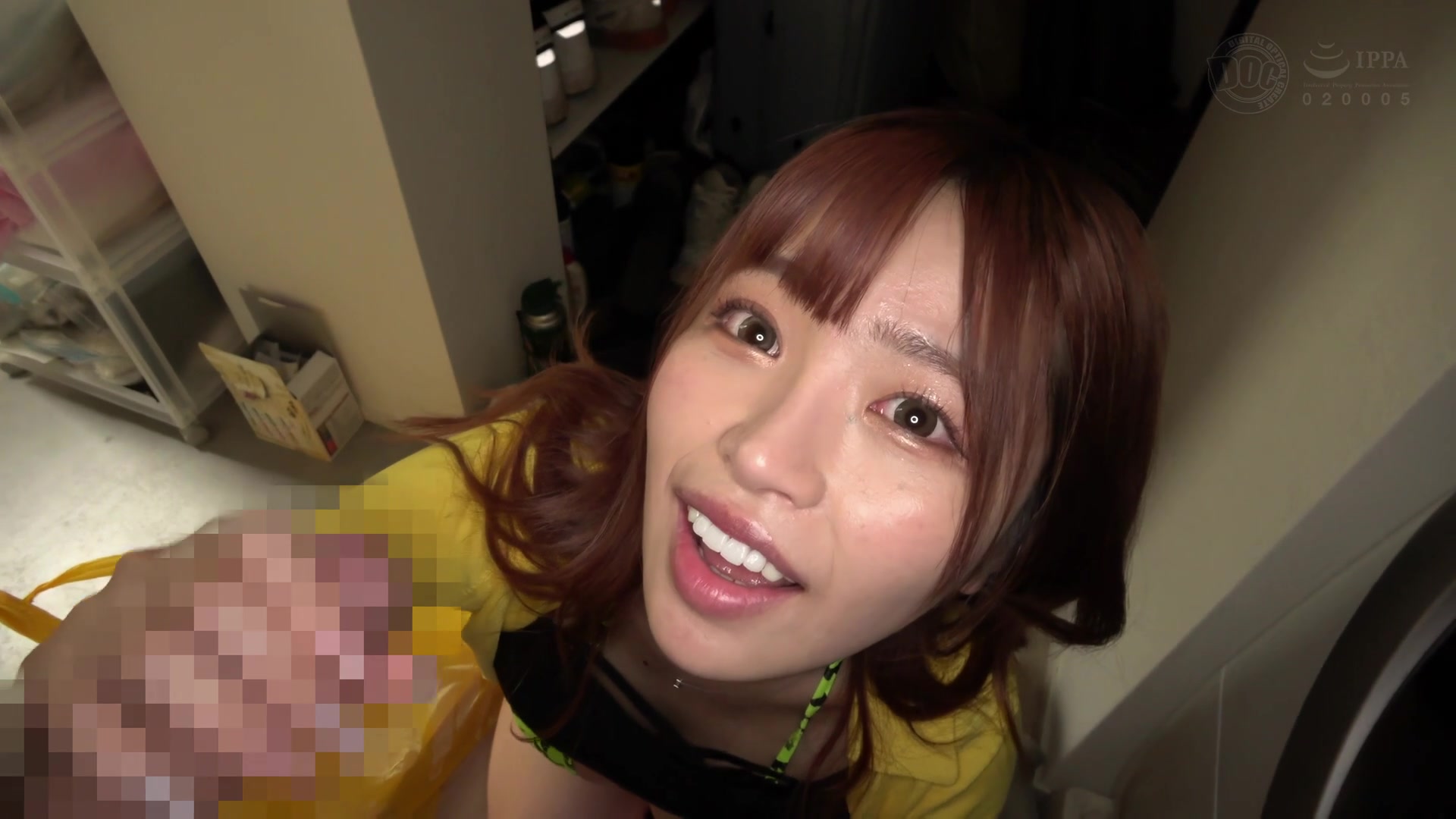 [HMRK-028] 男の家巡り系エロインフルエンサー 居酒屋で出会ったチ●ポ大好きド淫乱極上ギャル！椿りか - 2of5