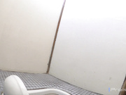 最新流出作品-某大型溫泉洗浴休閑酒店拍攝到的公共衛生間漂亮妹子如廁 雙鏡頭特寫刺激～1080P超清