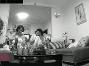 精品推薦 居家攝像頭黑客破解拍攝到的胖墩大叔與漂亮嬌妻洗完澡客廳裏啪啪過性生活 720P原版高清