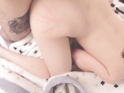 紋身猛男約操青澀極品美女趁男友不在酒店偷情啪啪 無套頂操幹出白漿直接內射嫩穴 1080P超清原版