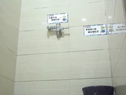 某大型商場公共女廁拍攝到的各式美女少婦如廁 有個黑絲長腿櫃姐邊尿邊流白帶誘惑十足 1080P高清原版