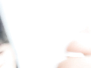 极品小妹露脸一个人发骚诱惑狼友，粉嫩骚穴特写展示，逼毛都没几根道具深插宫底跳蛋摩擦阴蒂，浪叫呻吟不止