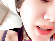 销魂的人妻少妇露脸发骚，大黑牛塞进骚穴抽插搅拌摩擦，浪叫呻吟表情好骚，喷水展示真刺激，揉奶浪叫好骚啊