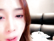 老师你好水多，风骚小少妇黑丝高跟全程露脸激情大秀，淫声荡语道具抽插骚穴浪叫呻吟，洗澡诱惑掰开骚逼特写