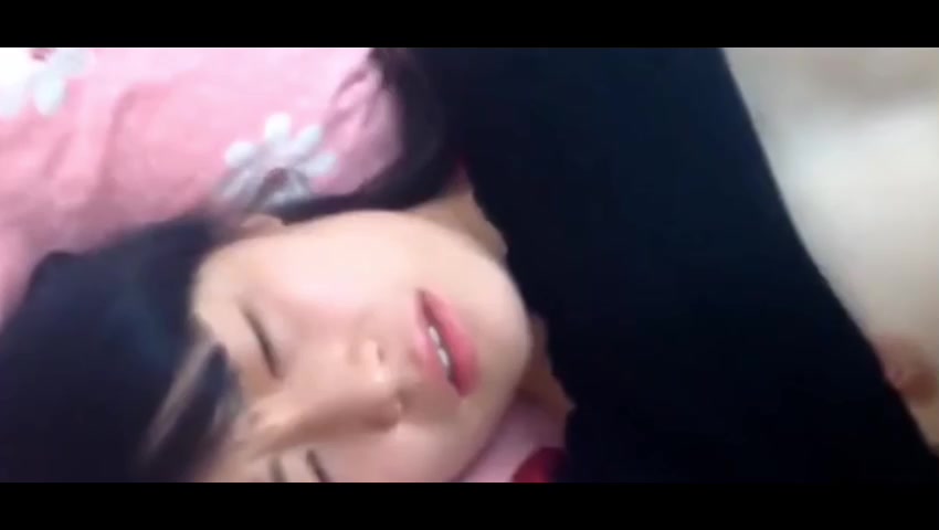 真正的良家人妻 很害羞 叫床都不敢大声