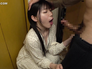 ID-058 愛しのデリヘル嬢 58 幼顔のドスケベ花屋は敏感イキまくり仔猫ちゃん編 朝露で濡れたお花屋さんの雌蕊にボクのチン棒で受粉中出し！白百合みなみ - 1of5