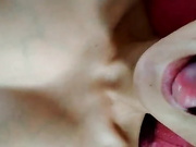 少妇一人在家自拍自慰