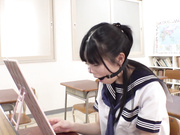 MVG-168 変顔で学級崩壊！清純J系の顔面崩壊絶頂アクメ！ 真宮しおり - 1of5