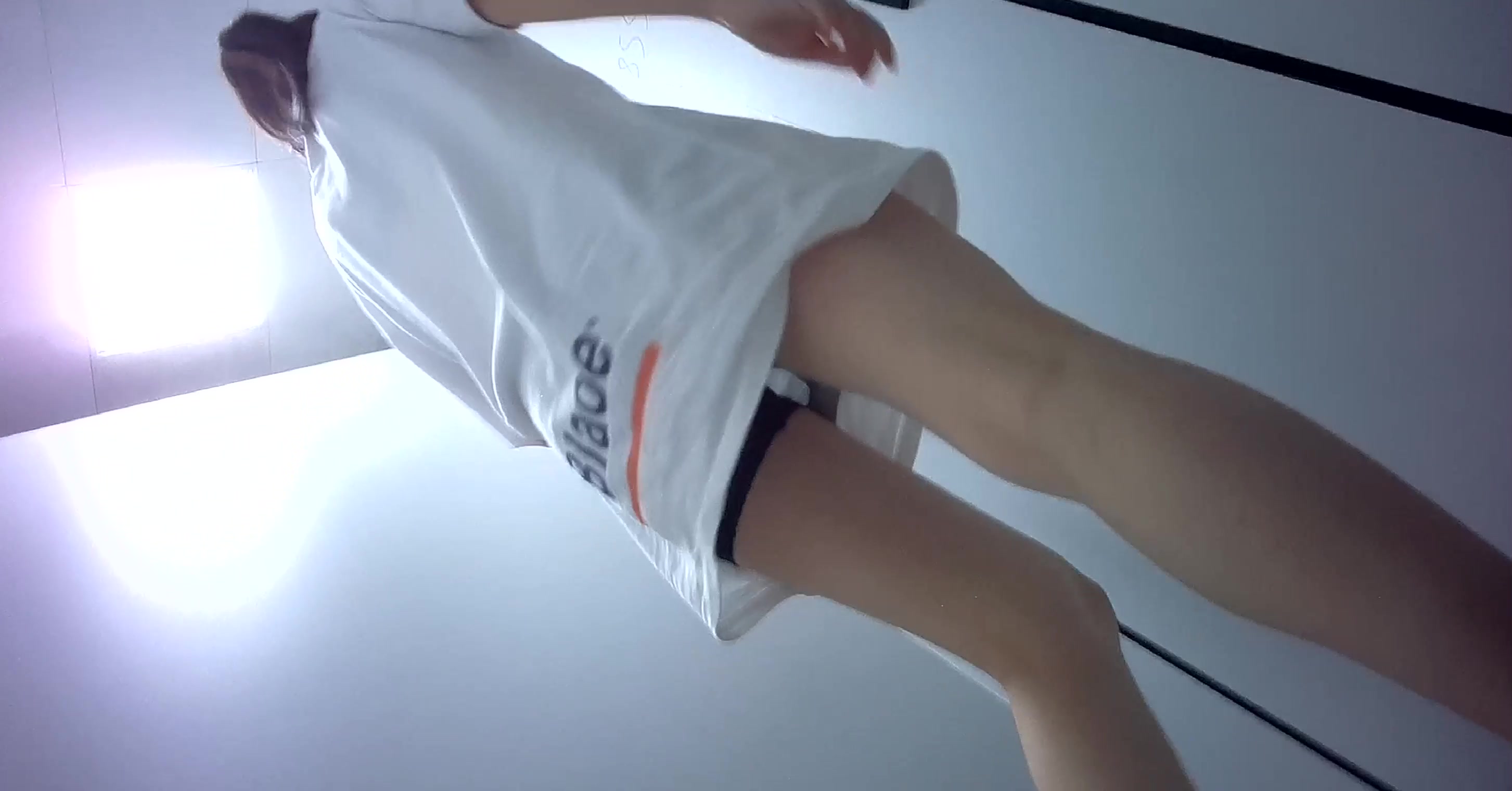 大神潜入办公楼女厕全景偷拍多位美女同事❤️各种极品美鲍鱼