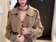 夫人，你也不希望你的老公失去工作吧。