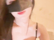 很有女人味的甜美御姐Olivia，丰满身材丝袜美腿，下面总是湿漉漉的，跳蛋爽哭的表情太反差婊了