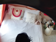 酒店偷拍无水原版 胸毛哥有点东西 带韵味少妇解锁了一个很少见的姿势 少妇玩得很嗨哟