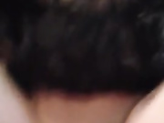 皮肤白白的，粉红色