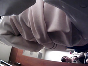 最新流出美女如云的餐厅高级坐厕偷拍第11季拿着咖啡等厕位的气质白领