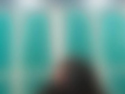 女主播偷偷潜入海边浴场更衣室偷拍环肥燕瘦各样的妹子尽收眼底