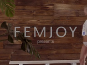 FemJoy.18.11.24.Gina.G.Jilling.Off