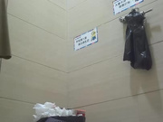 商场厕拍系列 妹子看起来都很清新有文艺气质