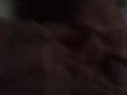 非常屌的妹子在商场烟酒专柜一边卖东西一边直播福利真不少狼友的礼物没白刷.mp4