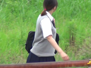 最新流出题材类作品T拍婴儿肥可爱学生妹放学不回家跑到没人的地方脱掉内内自慰淫水声清脆表情呻吟销魂