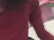 漂亮御姐美女主播叶子收费啪啪大秀 勾搭2个男的口交自慰 十分诱人