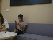 威哥全国探花约了颜值不错白衣妹子，洗完澡口交上位骑乘床边大力猛操_ev