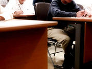 [JUC-592] 静寂に犯された人妻试验官 真田春香【破解】 - 1of4