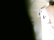 水滴摄像头监控偷拍旅馆开房的激情男女听说话不像是夫妻