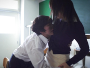 [SHKD-781] 副担任 小鸟游萌花的桃色游戏 春宮すず - 1of5