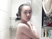 福州马尾骚货黄妍浴室洗澡自拍