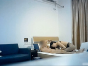 大神信哥酒店高價約啪苗條身材極品外圍女模 主動吃雞巴配合各種體位 叫床聲給力 露臉720P高清原版