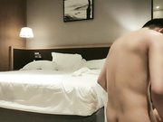 难得遇见一个极品黑丝小贱货吃奶的力气狠狠地操她