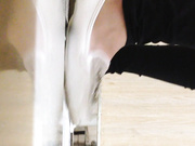 棍哥办公楼WC雅拍女白领-初露锋芒145一个洗逼一个放尿