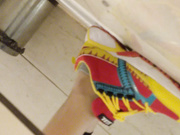 商场wc偷拍化妆品柜员