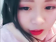 清纯美女的自爱