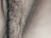 在同事家狂舔醉酒同事老婆大肥逼，贪婪吸吮，嘎嘎香