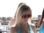 『中文字幕』户外海中央做爱上位骑乘爆草